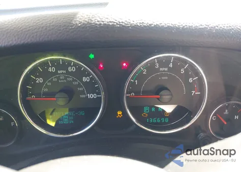 2013 Jeep Wrangler Sport z USA, uszkodzony, nr VIN 1C4AJWAG8DL531399